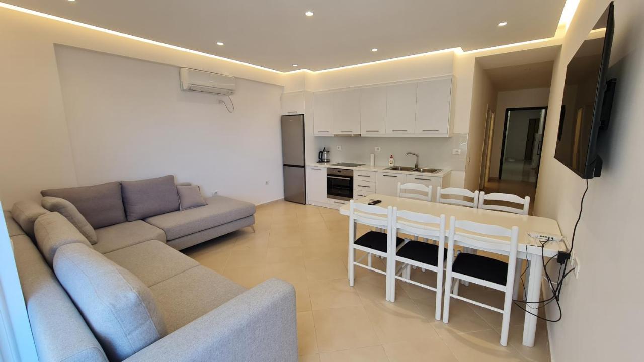 Sea And City View Apartment Sarandë Exteriör bild