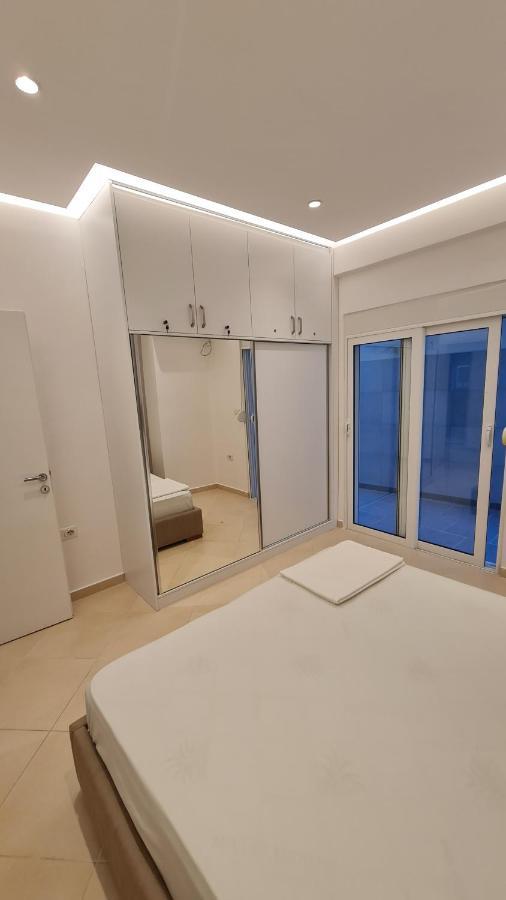 Sea And City View Apartment Sarandë Exteriör bild